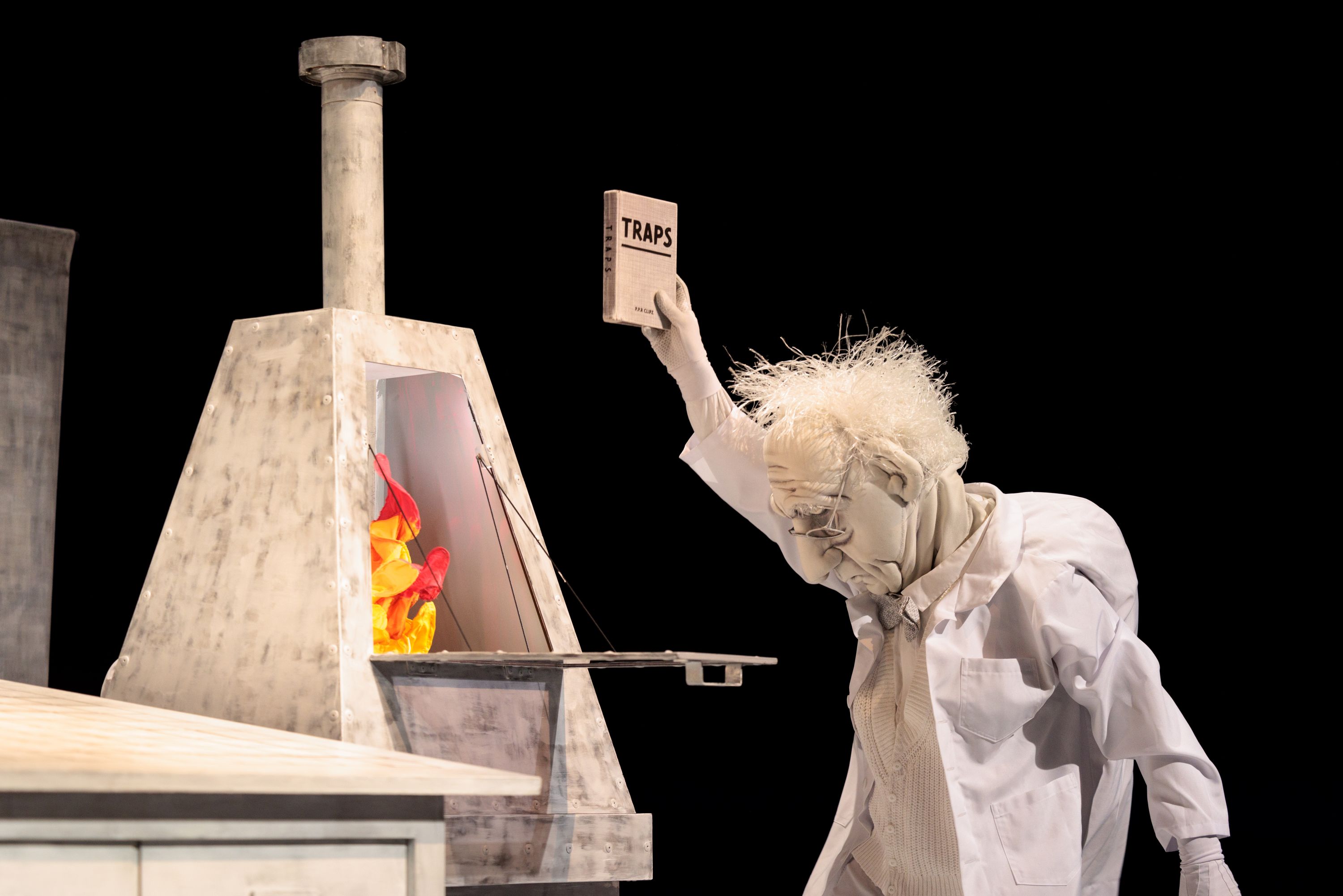 臺北兒童藝術節/2026臺北兒童藝術節/焦點節目/紙淘氣 逃出去/126A2428